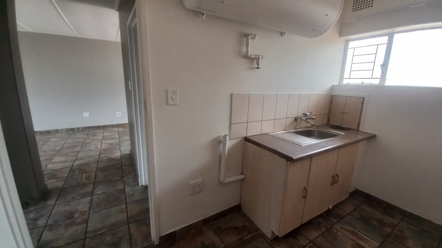 1 Bedroom Property for Sale in Potchefstroom North West